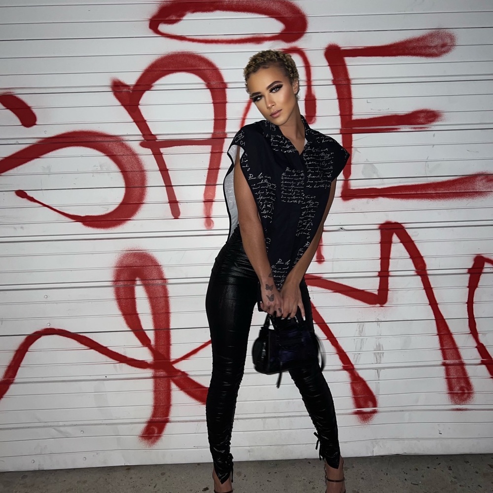 Meet your Posher, Jazmine